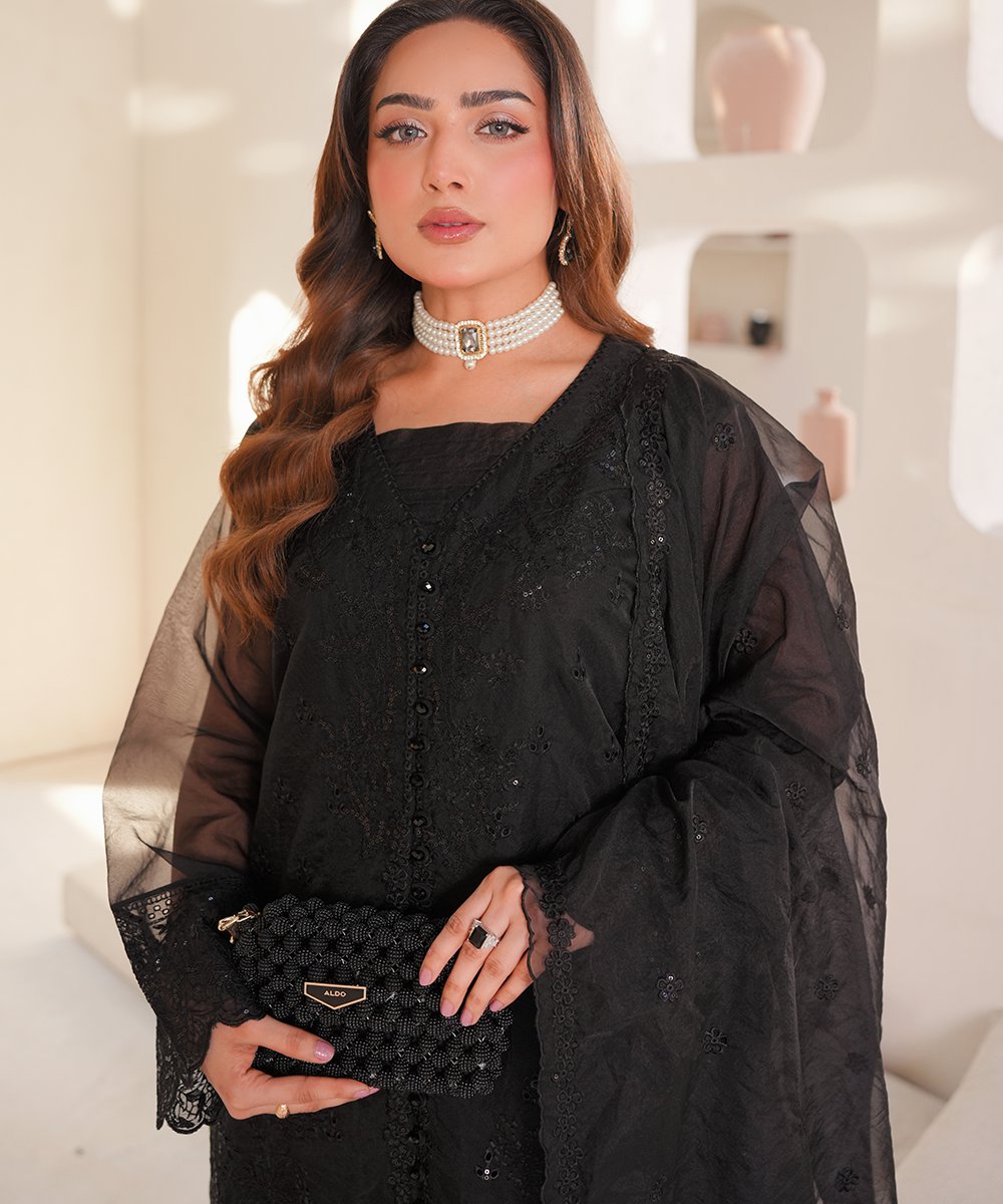 'Aswad' 3 Piece Suit