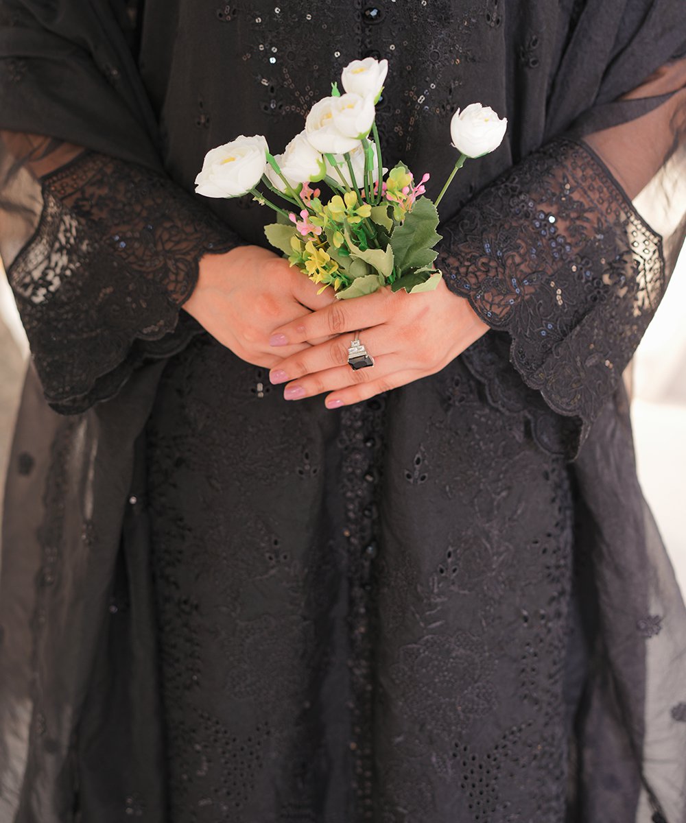 'Aswad' 3 Piece Suit